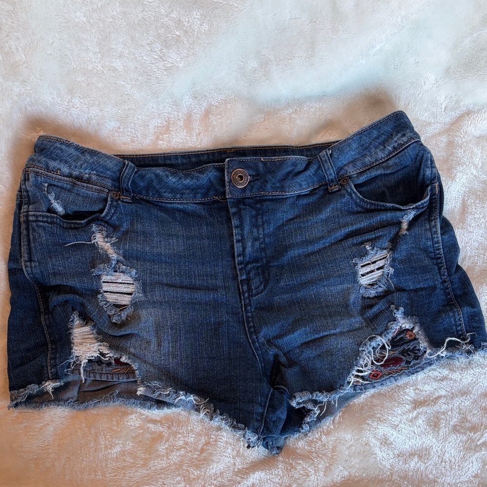 Maurices Dark Blue Distressed Jean Shorts | Size 11/12
